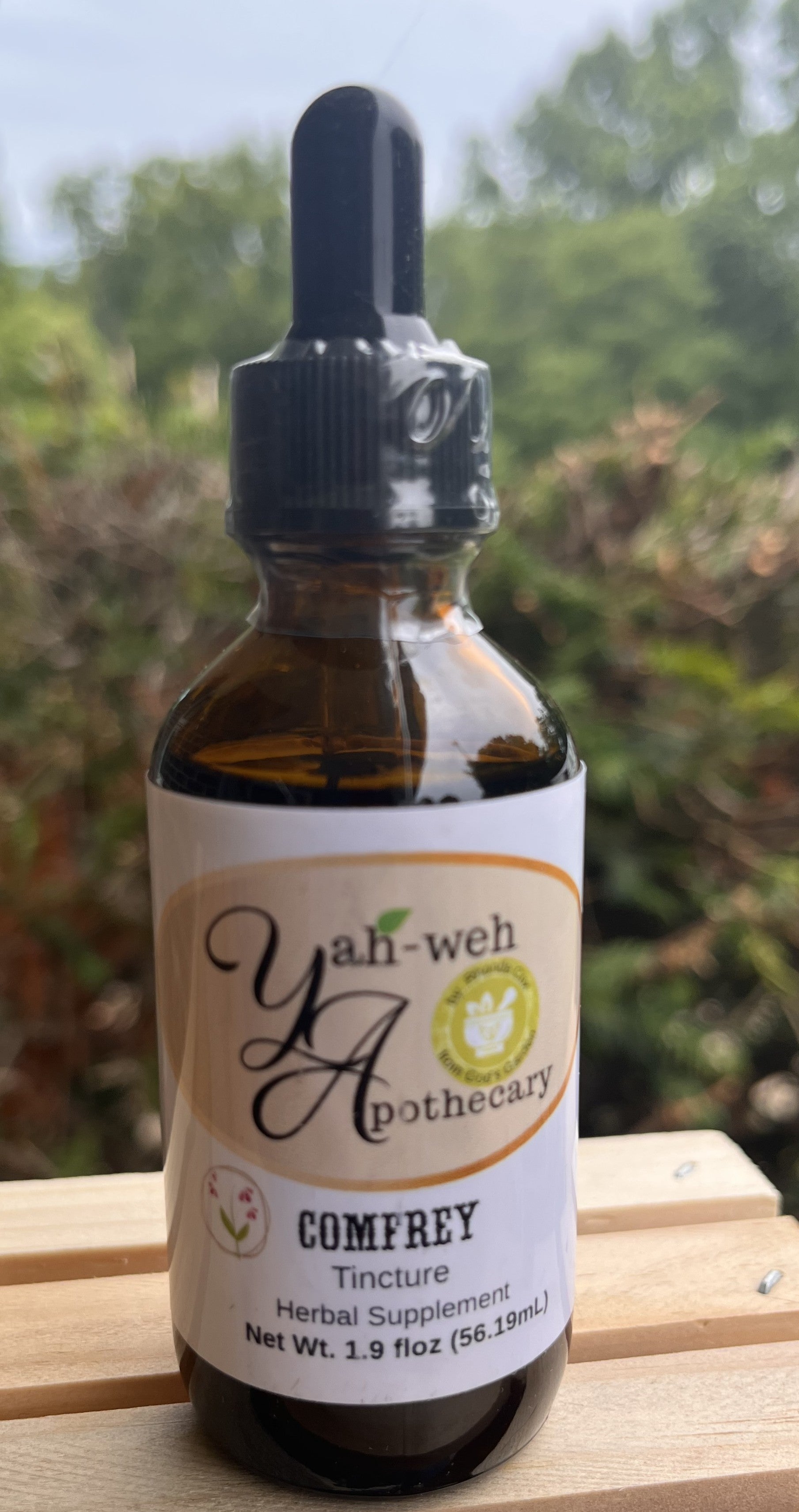 Yahweh's Apothecary Comfrey Leaf herbal tincture for tissue healing and inflammation
